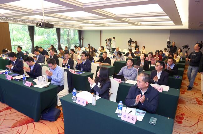是什么“黑科技”让记者流连忘返?全国30余家主流媒体走进必赢线路检测中心 是什么“黑科技”让记者流连忘返?全国30余家主流媒体走进必赢线路检测中心